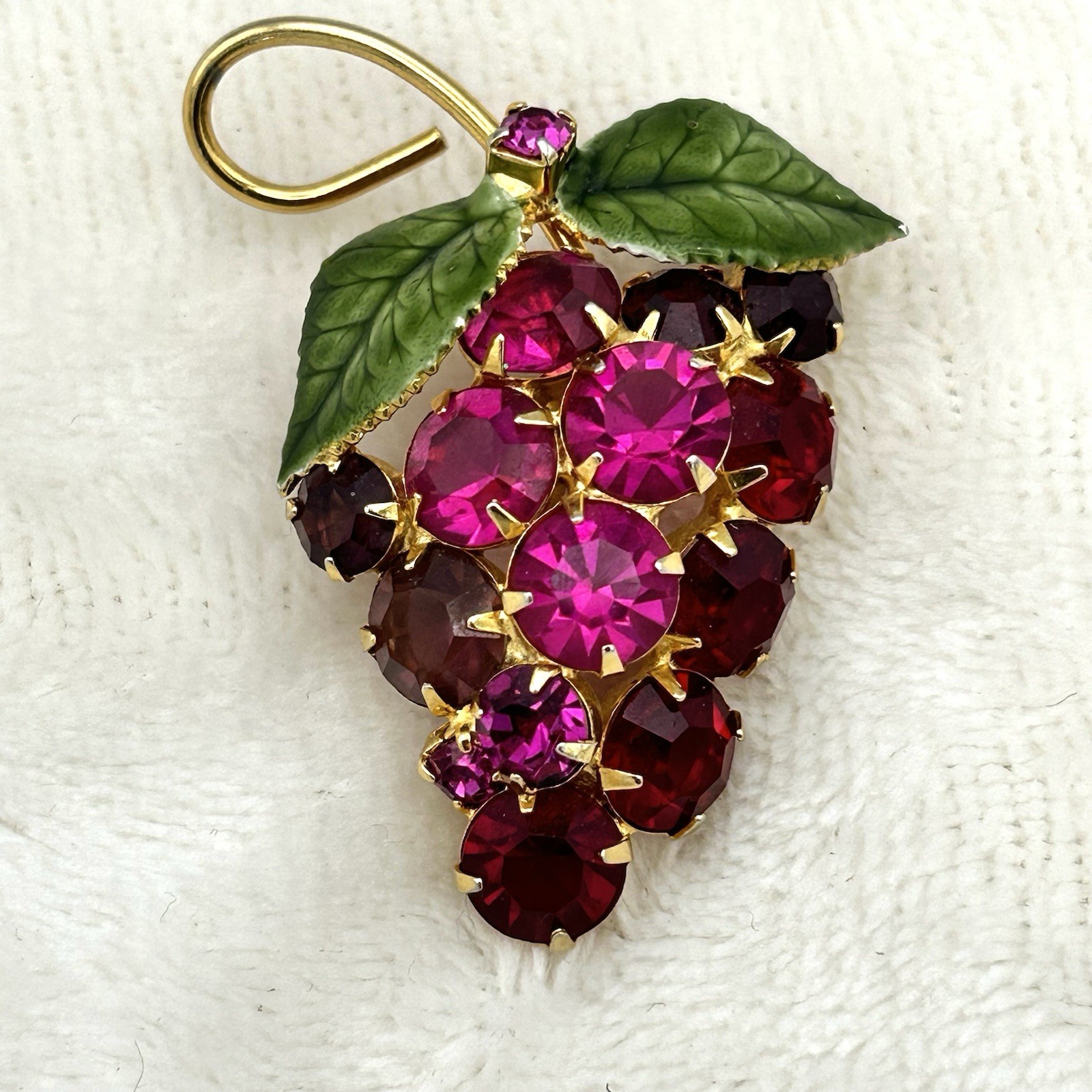 Vintage Grape Vine Leaves Fuchsia Red Rhinestones Enamel Vintage Gold Brooch 2”