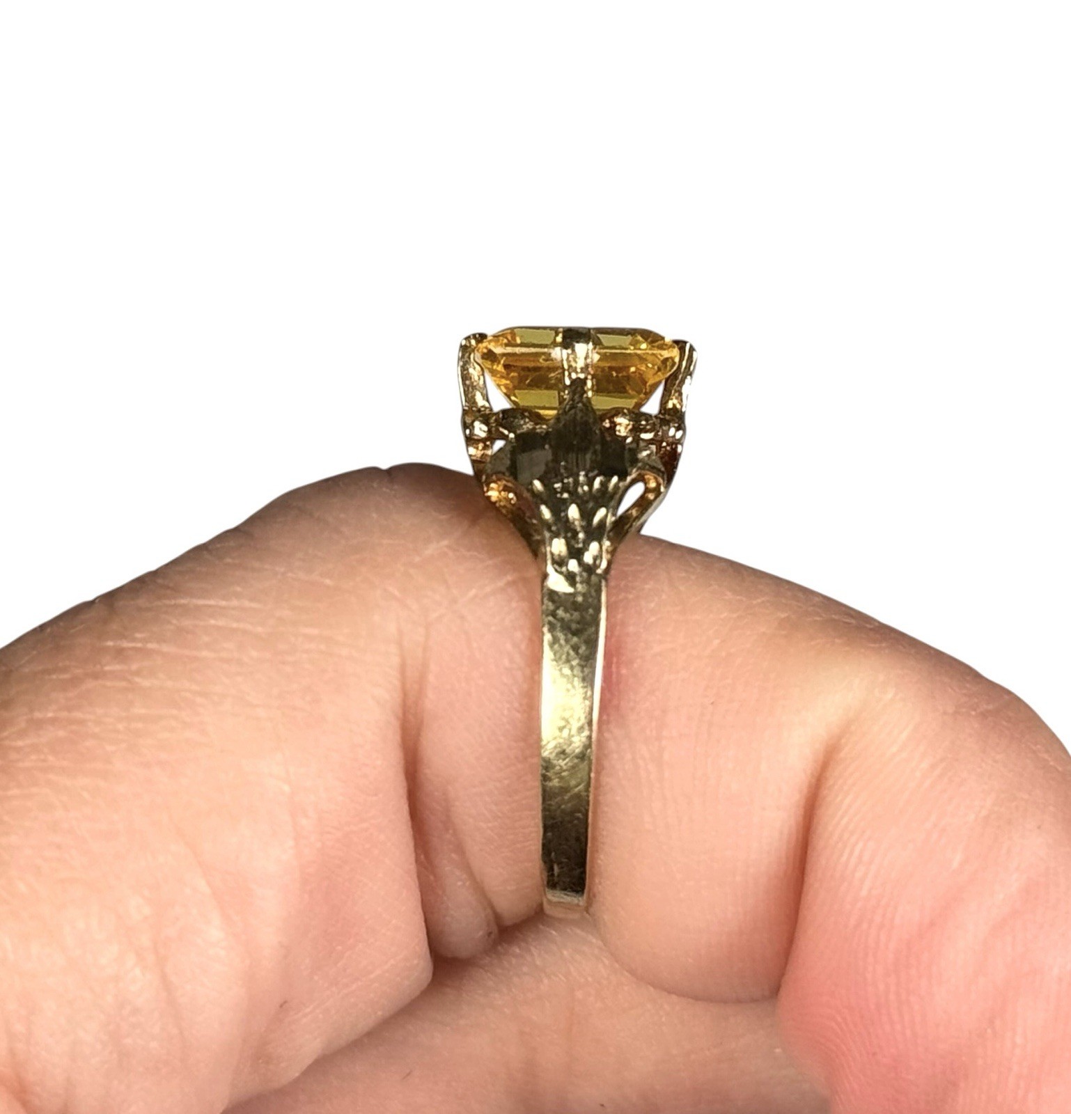 Vintage Art Deco Ring 10 K Yellow Gold & Emerald Cut Yellow Crystal CZ Sapphire
