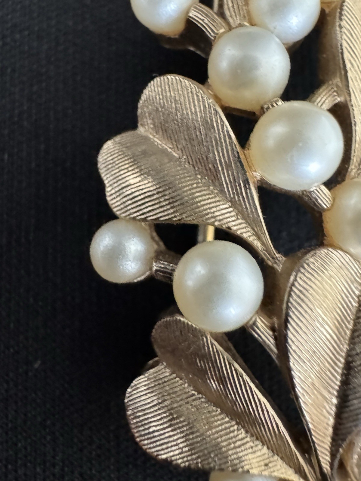 Vintage Crown Trifari Faux Pearl Berry Leaf Spray Brooch Gold Tone Textured Pin