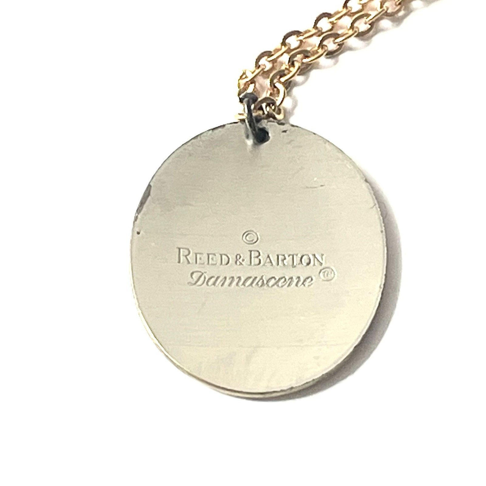 Reed & Barton Damascene Floral Heart Round Pendant Necklace Gold Tone 18 Inches