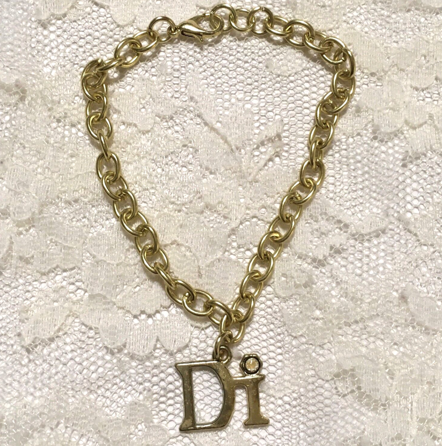 Vintage Diamond International Charm Bracelet Gold Tone Chain Charm