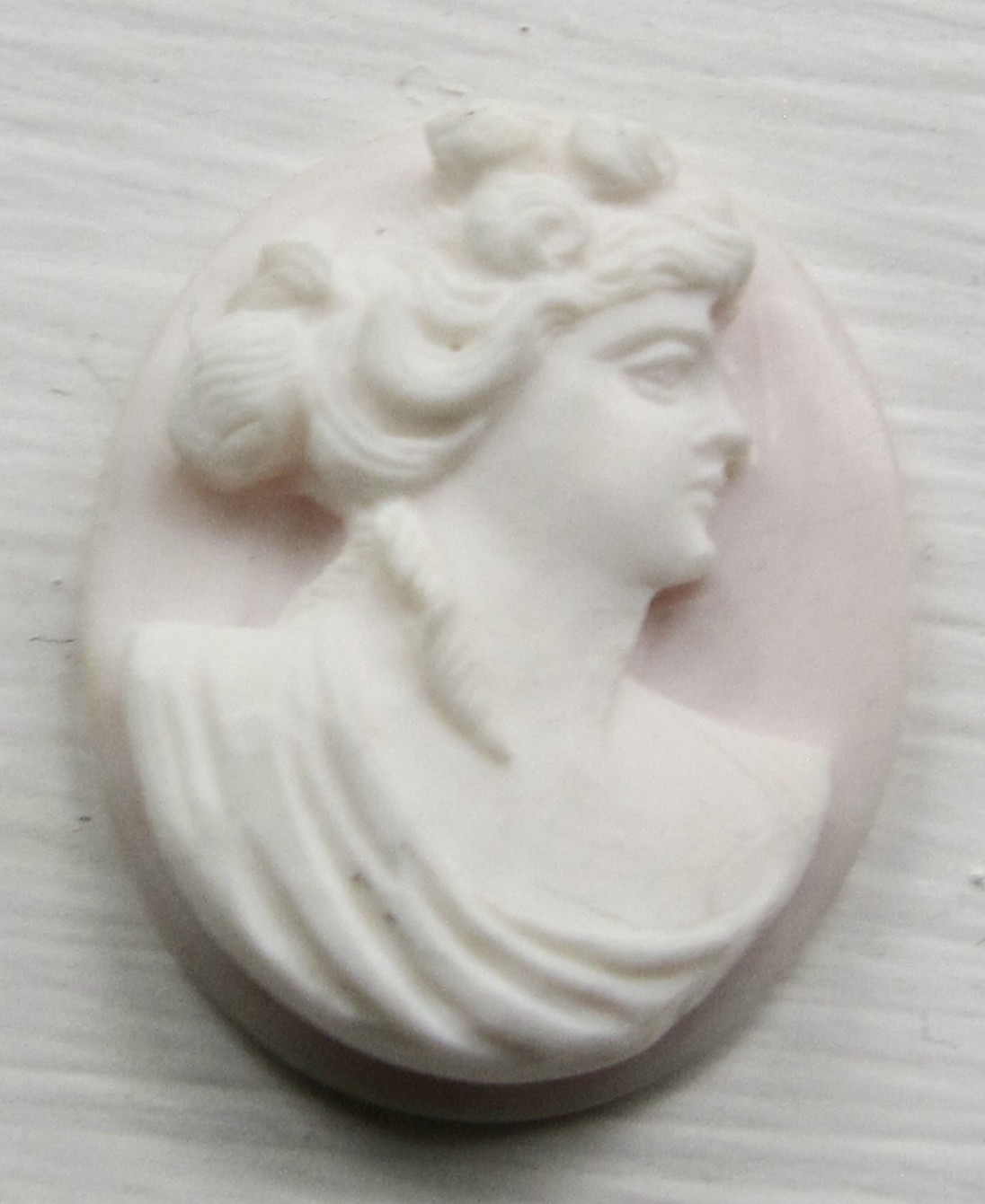 High Relief Conch Shell Cameo Lady Portrait Pink Hand Carved Loose 26mm