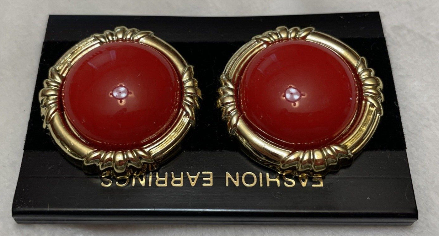 Vintage Earrings Clip On Red Button Gold Rope Accent Lucite Chunky 80s Round