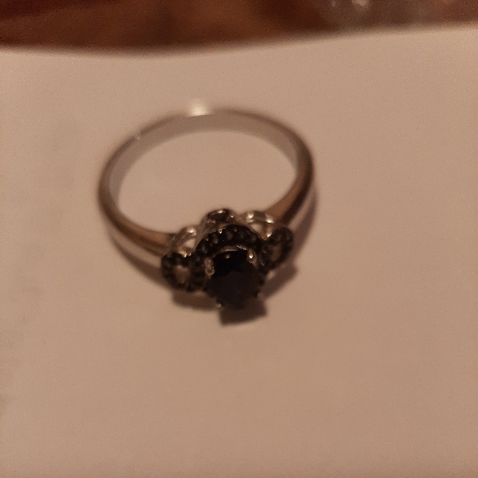 Exquisite, Vintage 0.6ct Oval Cut Sapphire Sterling Silver Ring size 8