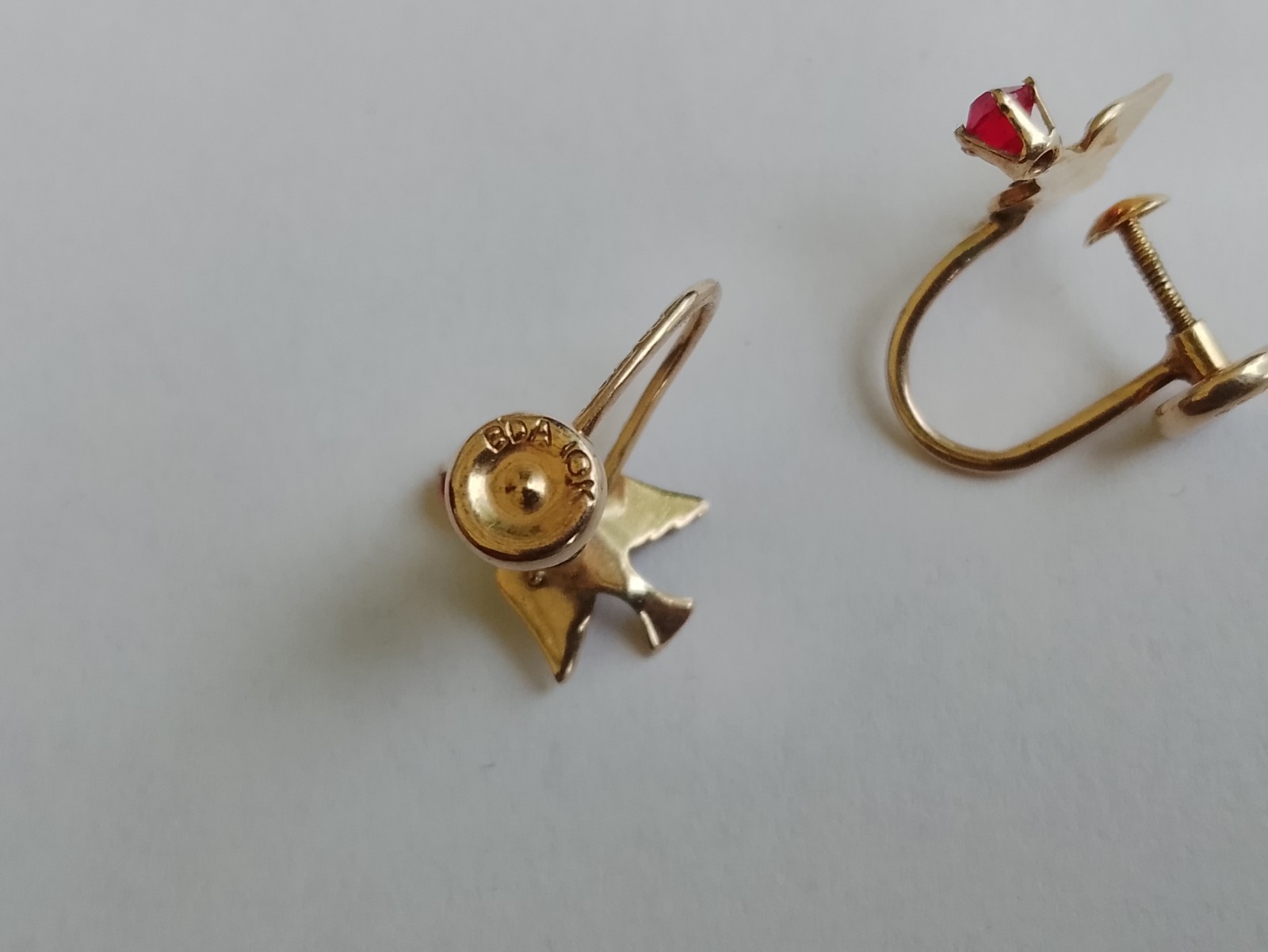 Vintage BDA 10k gold Bird Earrings