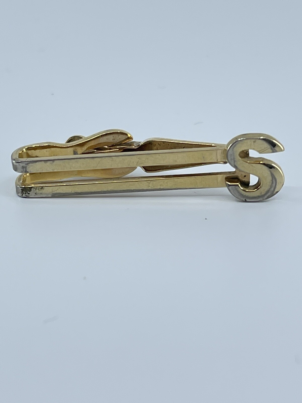 Vintage Swank cufflinks and tie clip monogram beveled S gold tone bullet backs