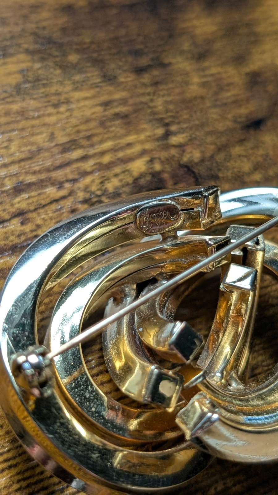 Vintage Grosse Germany Gold Plated Interlocking Infinity Love Knot 1971 Brooch