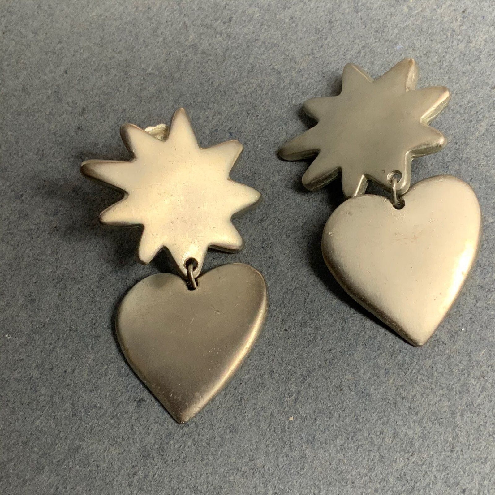 Starburst Heart Clip-On Earrings 2.5 In As Is Matte Silver Retro 50s 60s 80s 90s