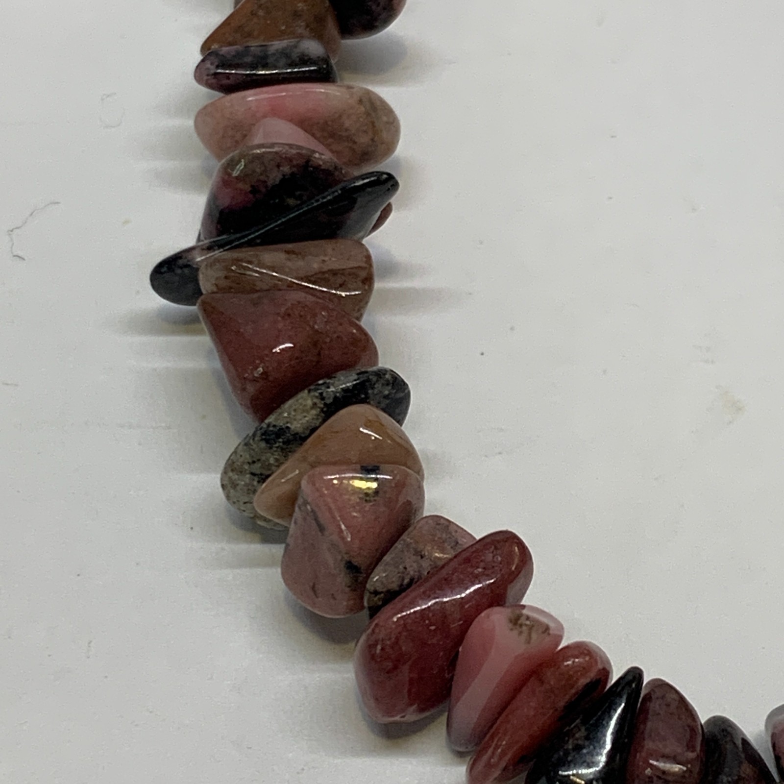 Vintage Pink Chip Raspberry Rhodonite Stone Necklace 15” Single Strand Estate