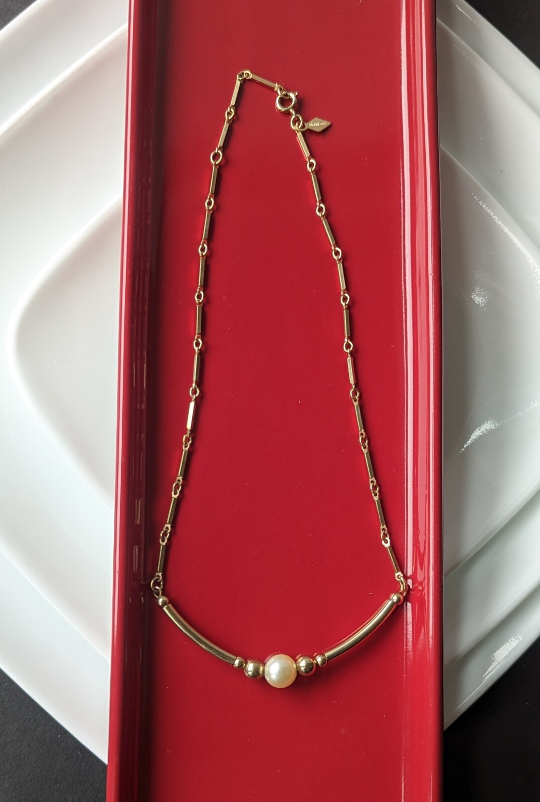 Sarah Coventry Gold Tone Station Bar Round Faux Pearl Bead 16″ Link Necklace