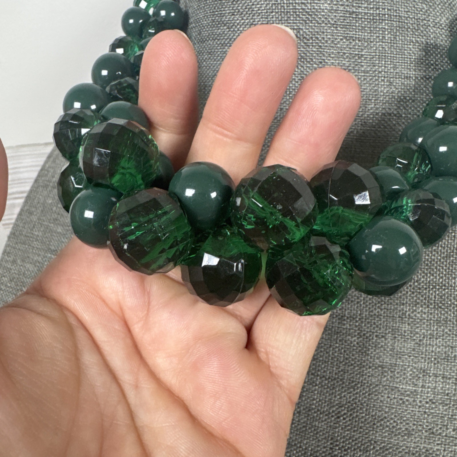 Vintage Green Acrylic Chunky Bauble Beaded Statement Necklace 20”