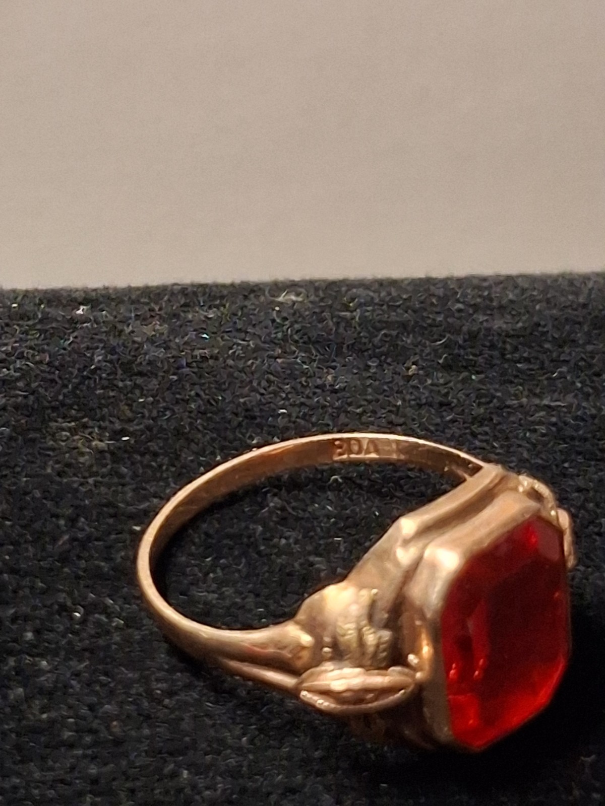 BDA Art Deco 10k Yellow Gold Ring With Red Stone From The 1940s Size 6