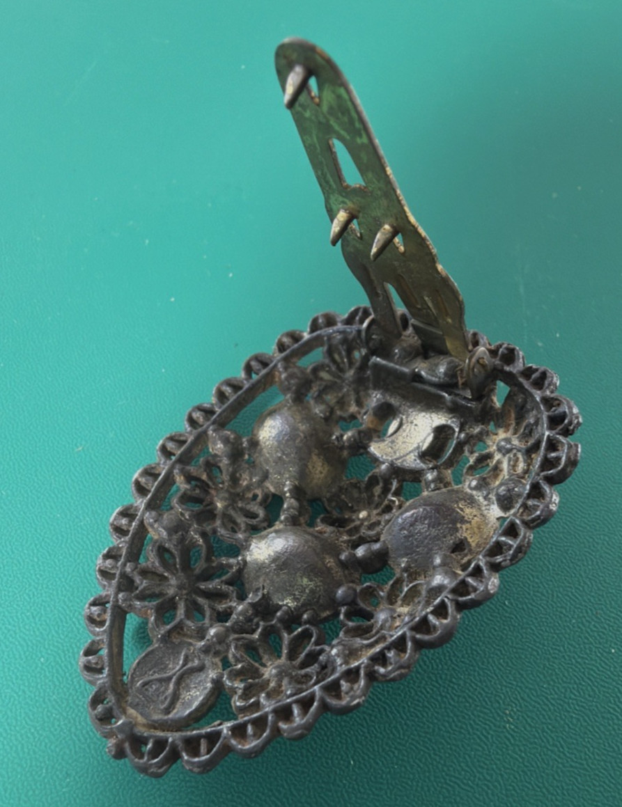 New England Glass Works Dress Clip Emerald Green Rhinestones READ Missing Stones