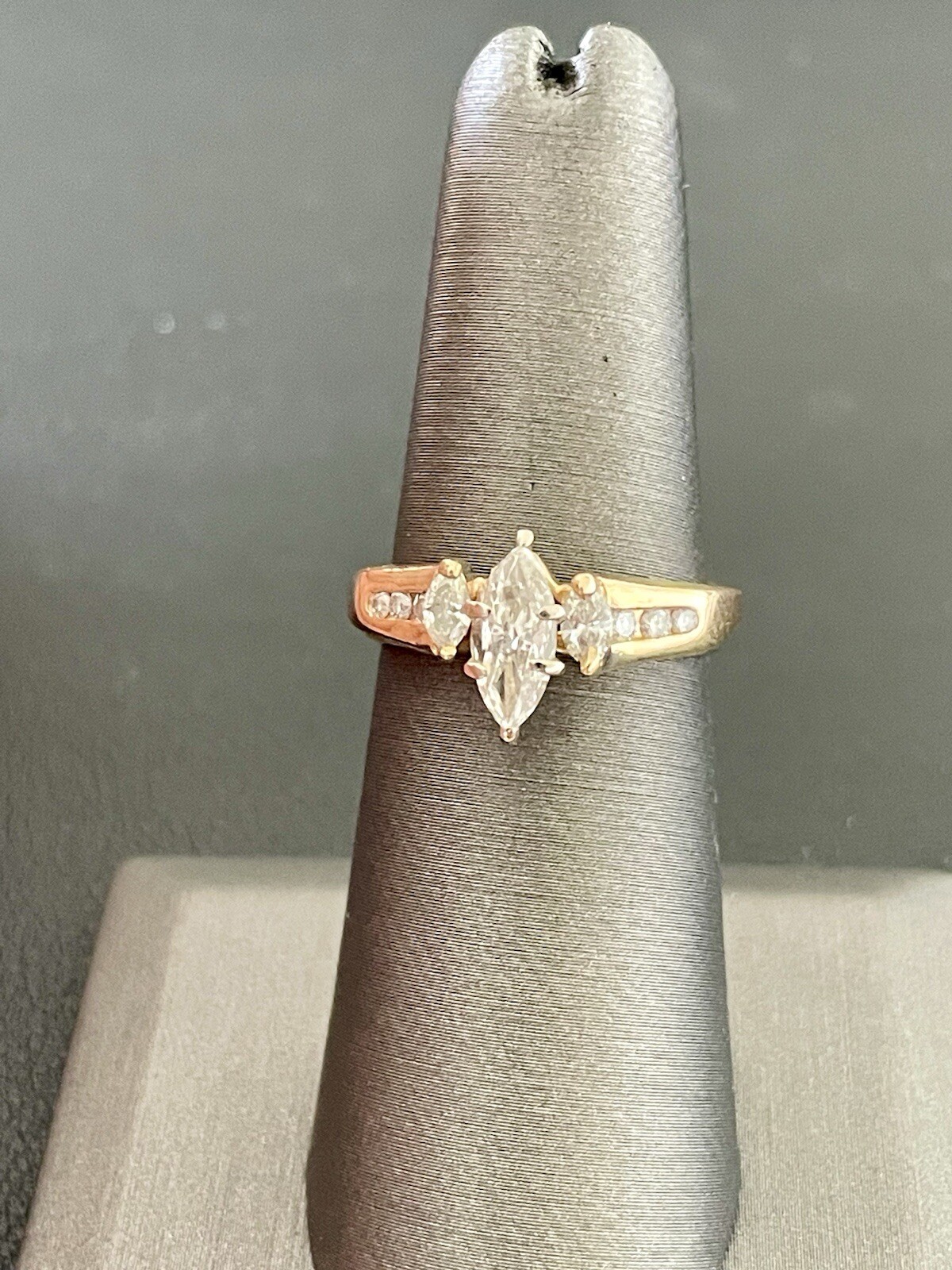 14KY 0.65CTW Center Diamond 0.35CTW Diamond Ring SIze 6 (I9)
