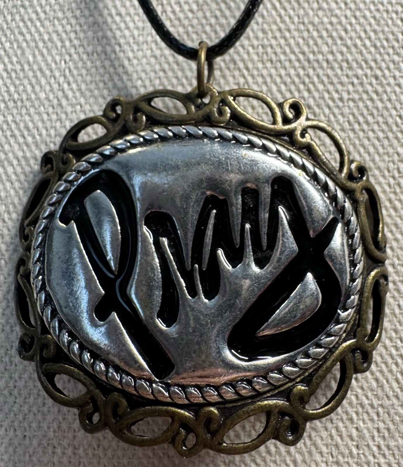 Beautiful Vintage Brassy & Silvertone Oval Pray Pendant On Cord Necklace