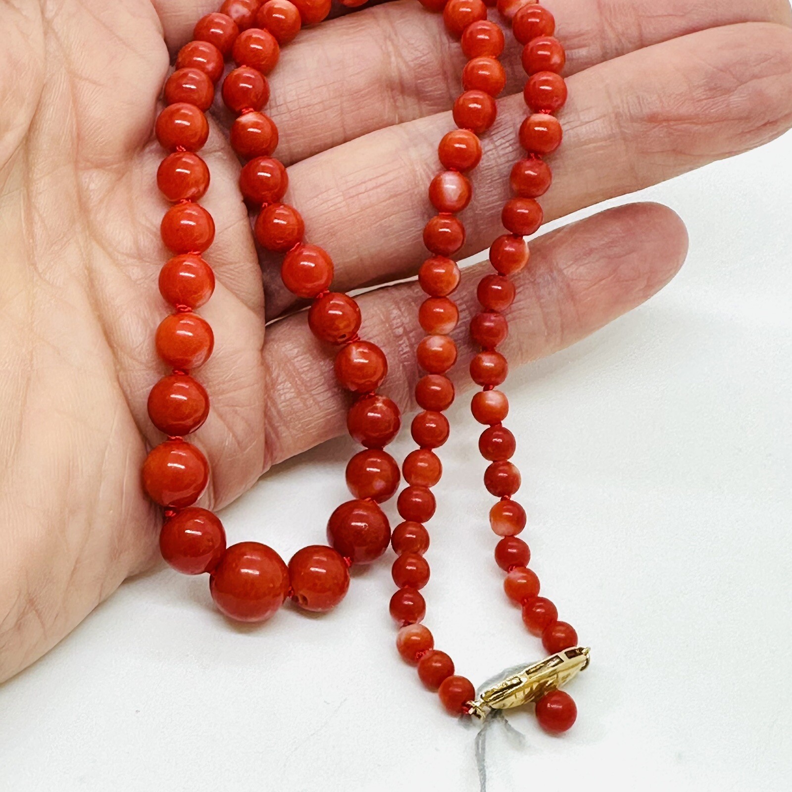 Natural Red Coral 9 mm x 4 mm Strand 18k Yellow Gold Necklace 17.5″