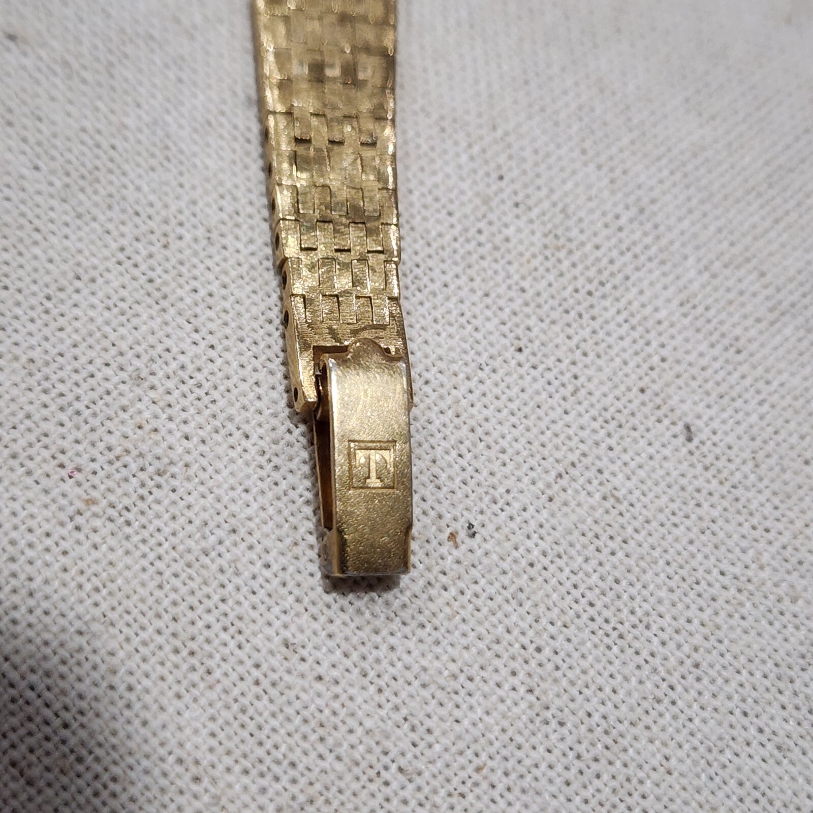 Vintage Women’s Ladies Tissot Gold Plated Mechanical Hand Wind Watch 6.5 Inches