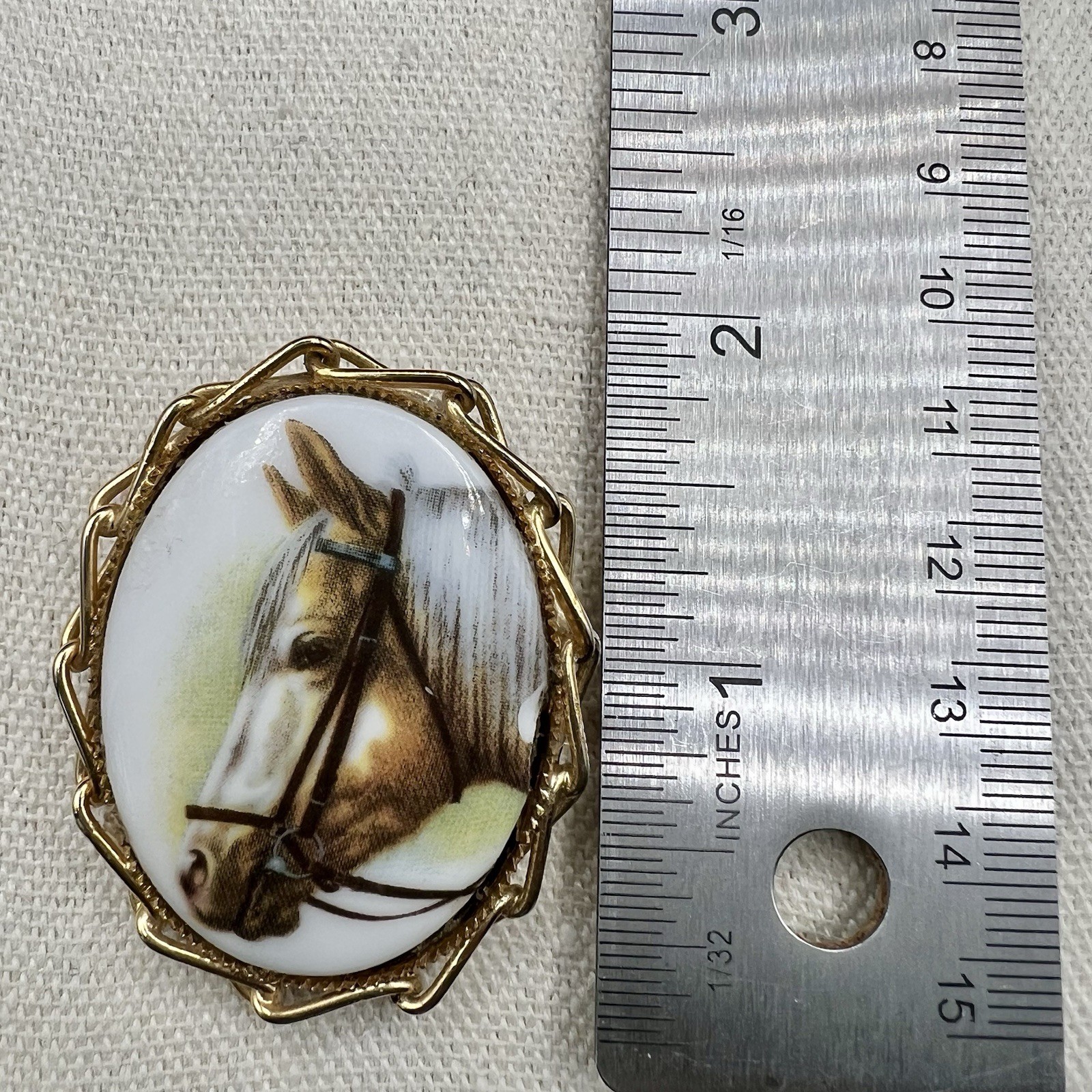 Horse Cameo Convertible Brooch Pendant Necklace Gold Tone Faux Pearl Vintage