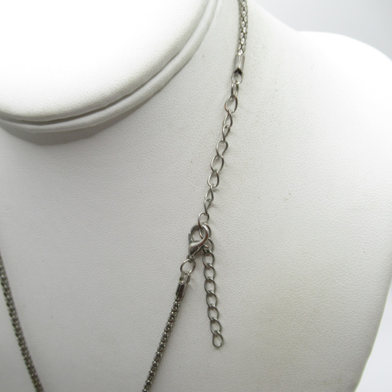 South Western Style Pendant Necklace Faux Turquoise Feathers