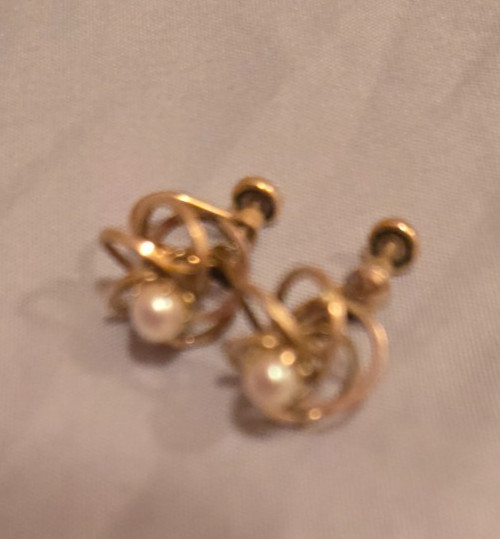Vintage Coro screw-back vintage knot screw-back earrings 12K GF