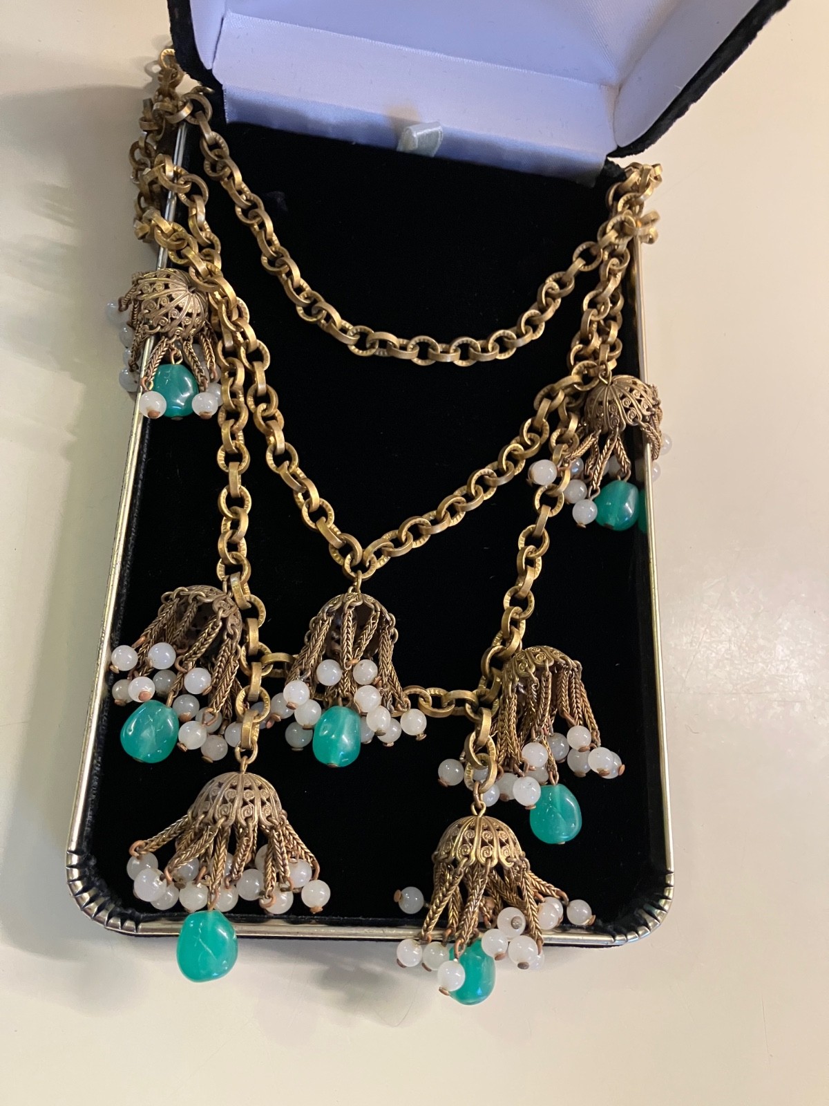 RARE EARLY MIRIAM HASKELL MULTI STRAND FESTOON NECKLACE GRIPOIX JADE GLASS DROPS