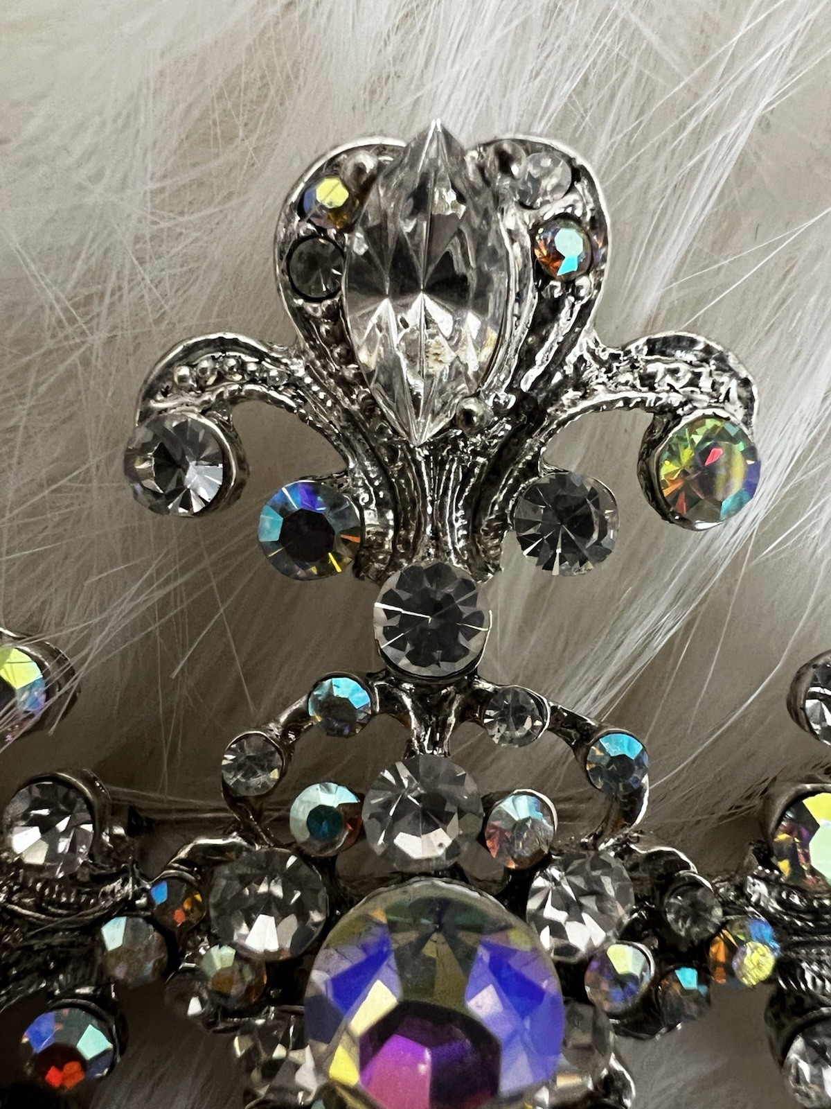 VINTAGE NWT RARE CROSS RHINESTONE BROOCH PENDANT PIN SILVER TONE STUNNING T1