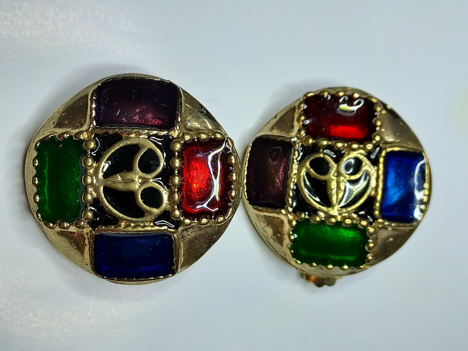 Earrings #016; Red, Blue, Green and Violet Clip-on Style