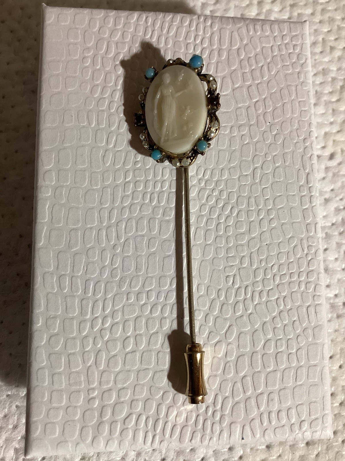 Vtg. Milk Glass Cameo Stick Pin Blue Purple Stones And Faux Pearls
