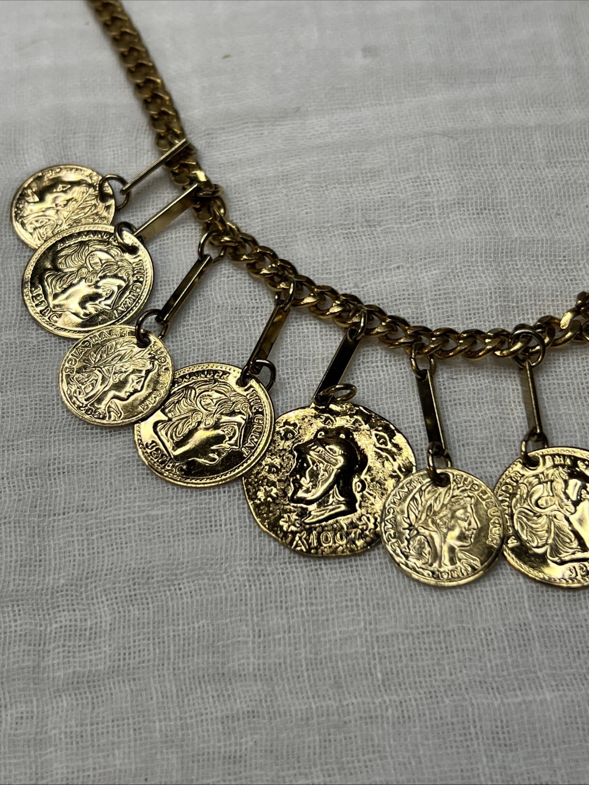 VTG NWT Crown Trifari Jewels Antique Gold Roman Coin Bib Necklace 15” 1978-85