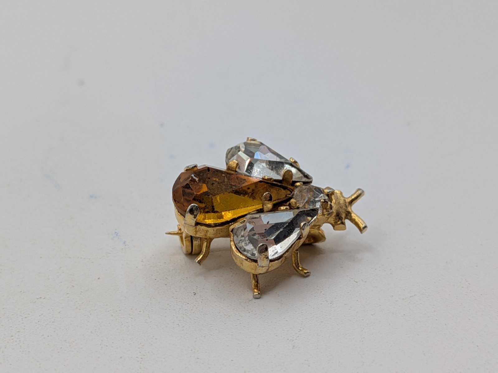 Vintage Yellow Amber Gold Tone Fly Insect Bug Brooch Scatter Pin Rhinestone