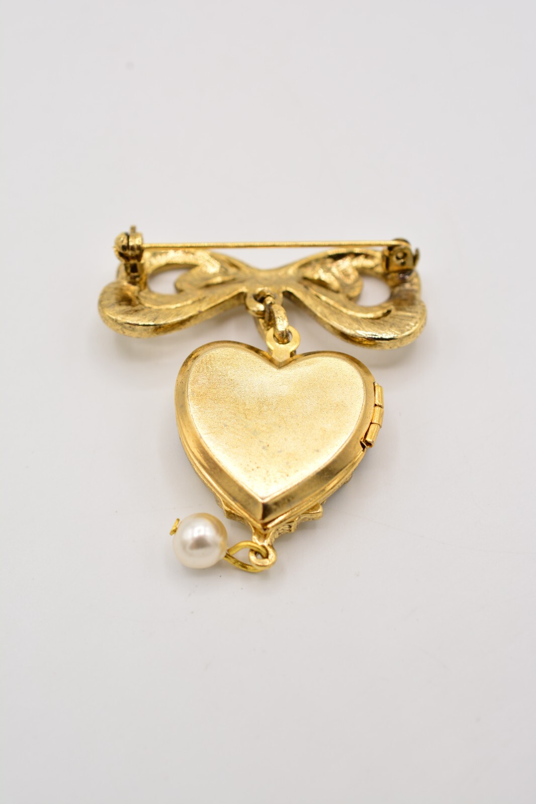 Vintage Heart Locket Pin Brooch Dangle Bow Enamel Cherub Angel Gold 1980s BinA12
