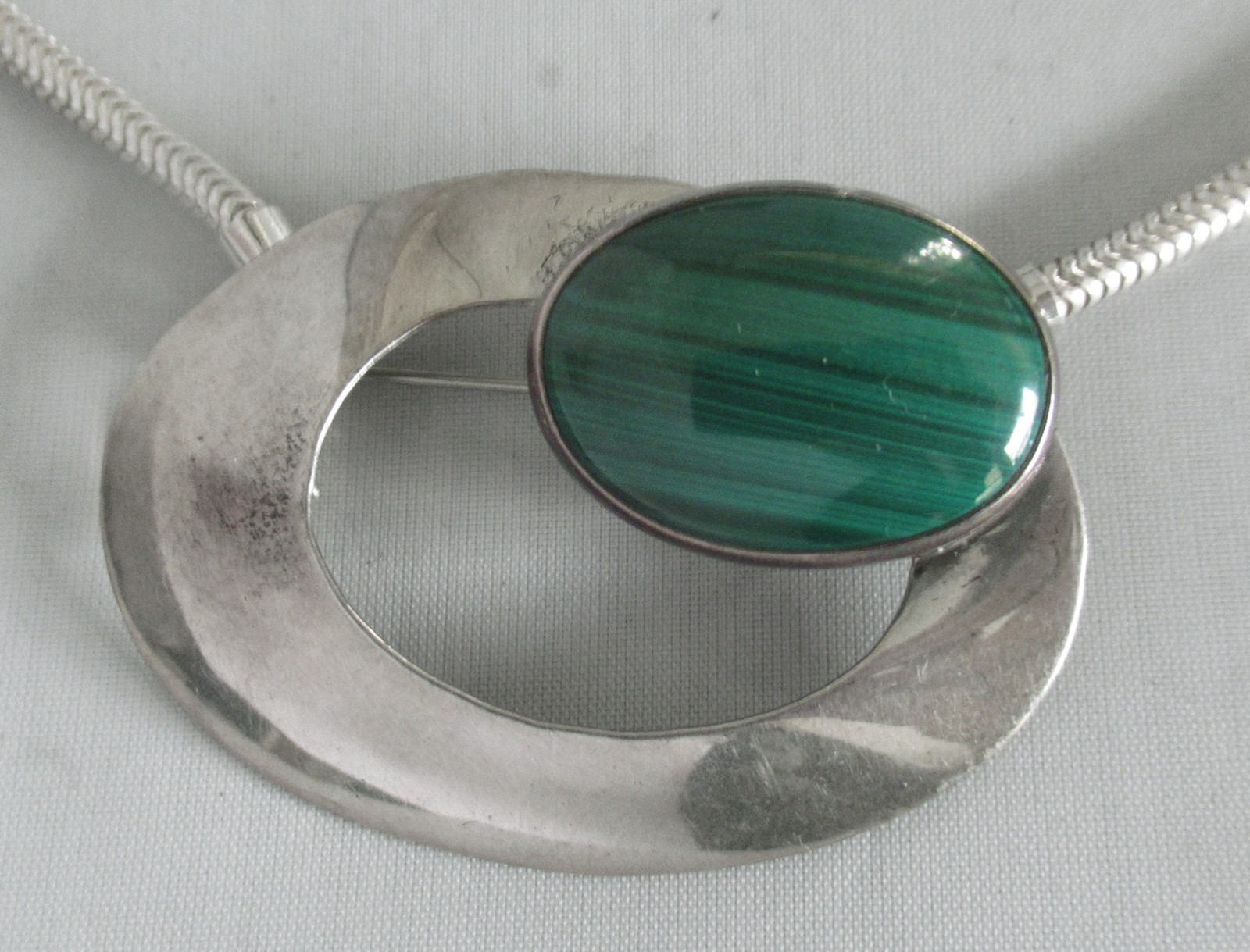 STUDIO ARTIST S.E. STERLING MODERNIST PENDANT BROOCH NECKLACE, 2 INCHES PENDANT