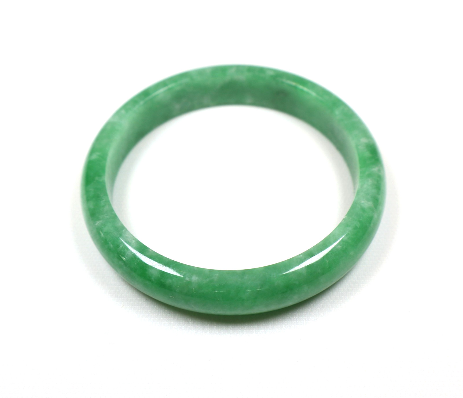 Genuine Vintage Chinese Green Jadeite Gemstone Bangle 58.26mm Diameter
