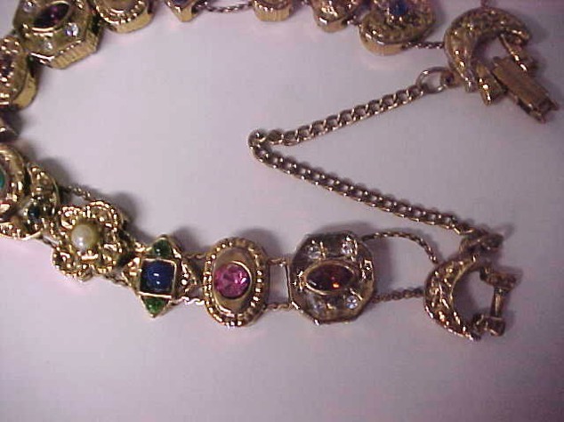 Vintage 60s Unsigned Goldette Victorian Revival Slide Charm Bracelet 7.5″