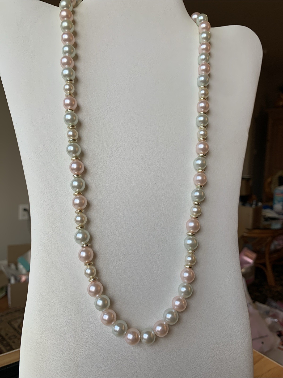 Vintage Faux Pearl Necklace-Light Pink And Very Light Green-Plastic-24in