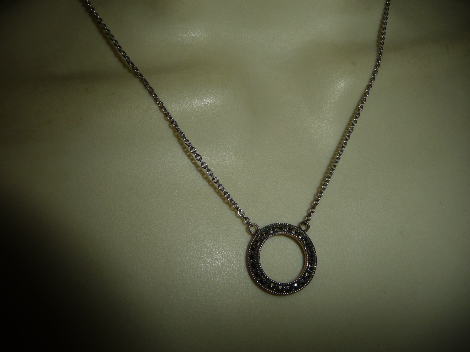 925 PENDANT 3/4” R CIRCLE MARCASITE ON 925 SILVER TONE CHAIN NECKLACE #19/14