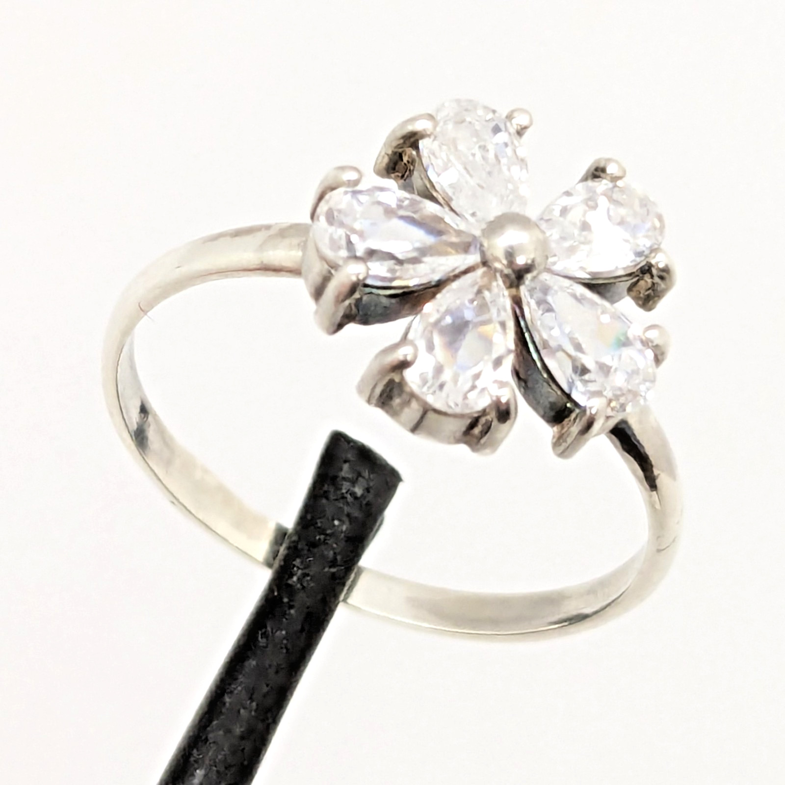 Vintage Elegant RING Silver 925 with Bright Stones -size: 7US (17mm) | UA #111