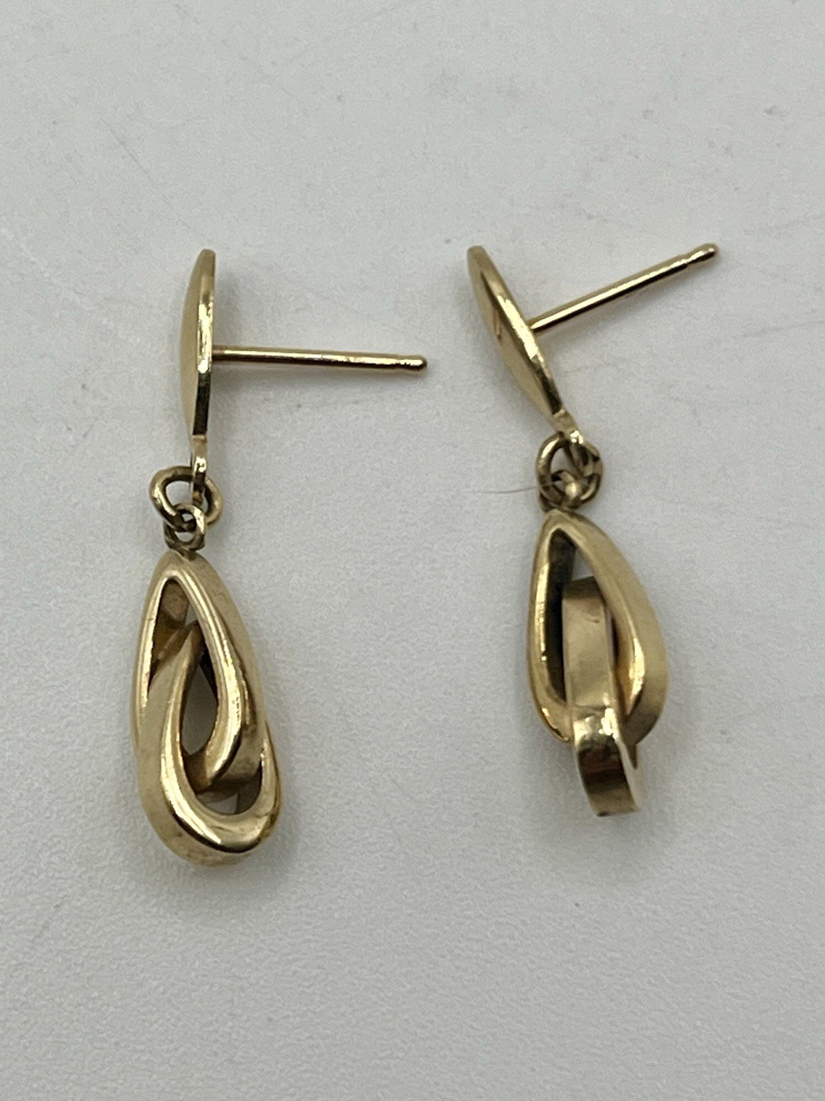Vintage Gold Tone Double Teardrop Loop Post Dangle Drop Earrings 1” NO BACKS