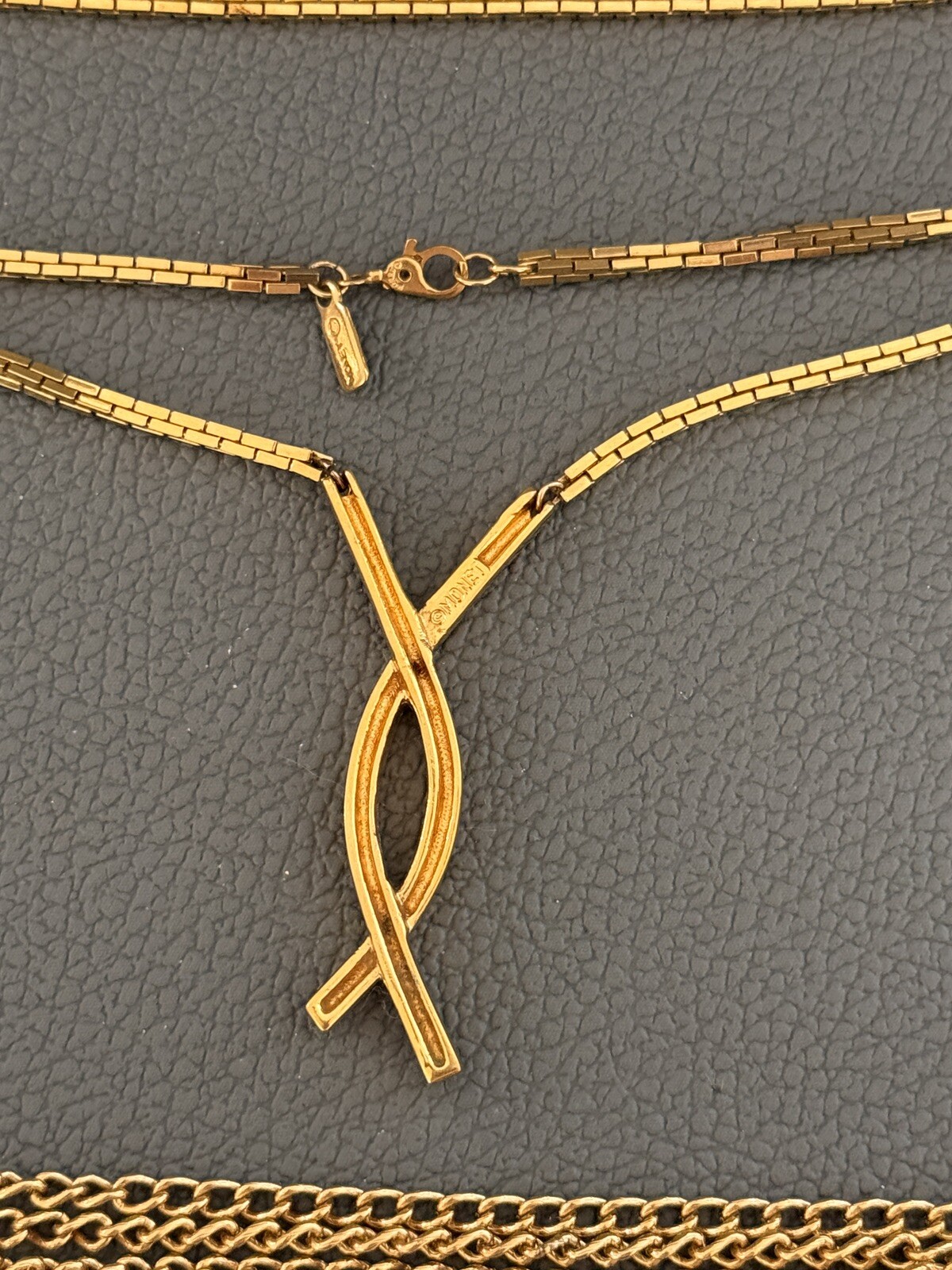 Vintage MONET Jewelry Chain Necklaces Brooch Earrings Lot Of 5 Gold Tone Marked