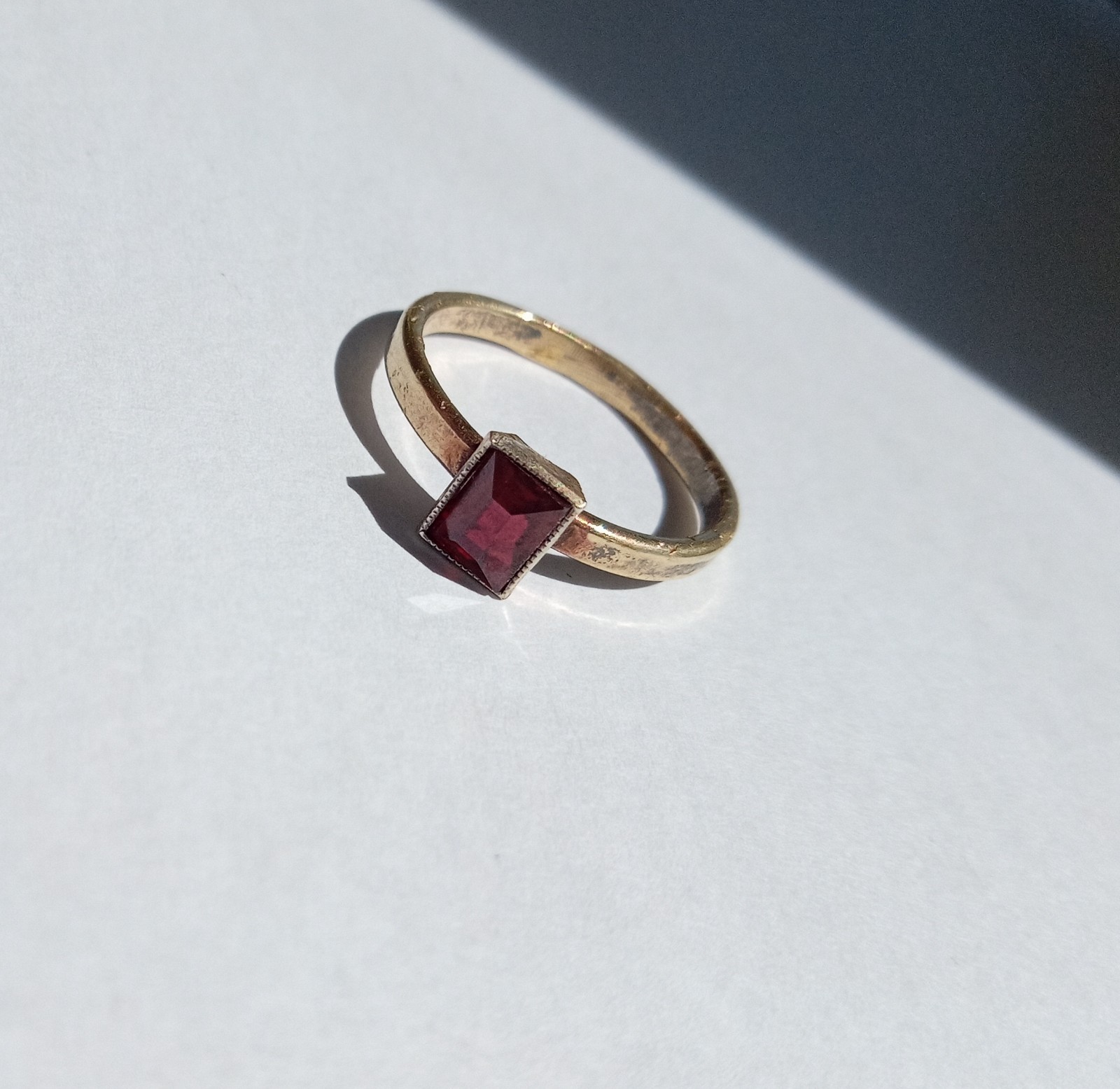 Vintage Ring Red stone Gilt Silver 875 star USSR times Women’s Jewelry size 4.75