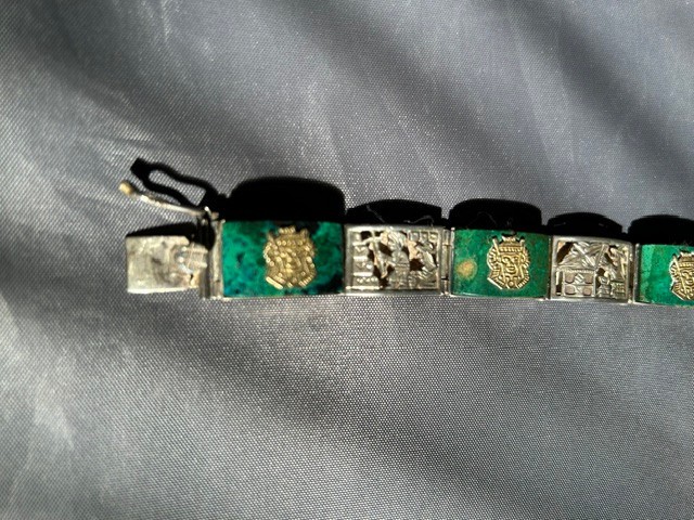Vintage Bracelet; Sterling Silver, Mexican Jade, Gold, 7.0″, post 1940, Mexico