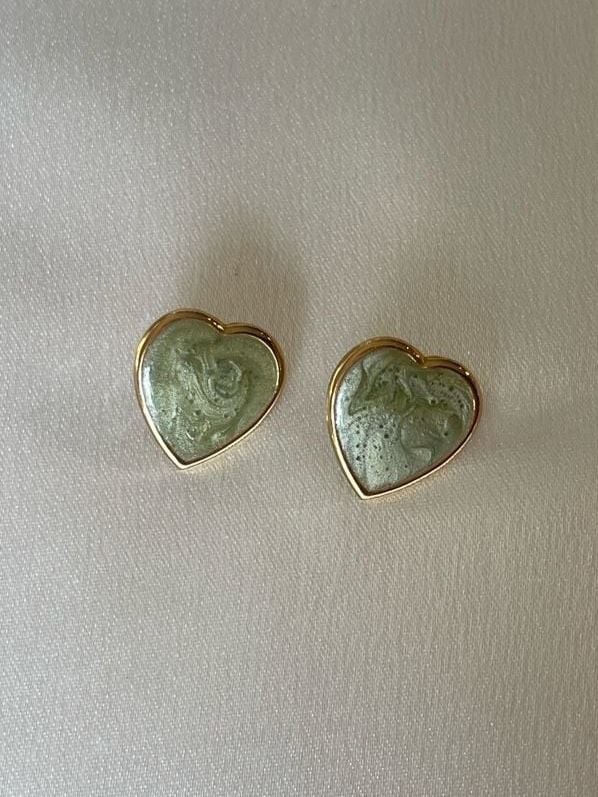 Vintage Green Marbled Enamel Heart Stud Earrings with Gold Tone Trim
