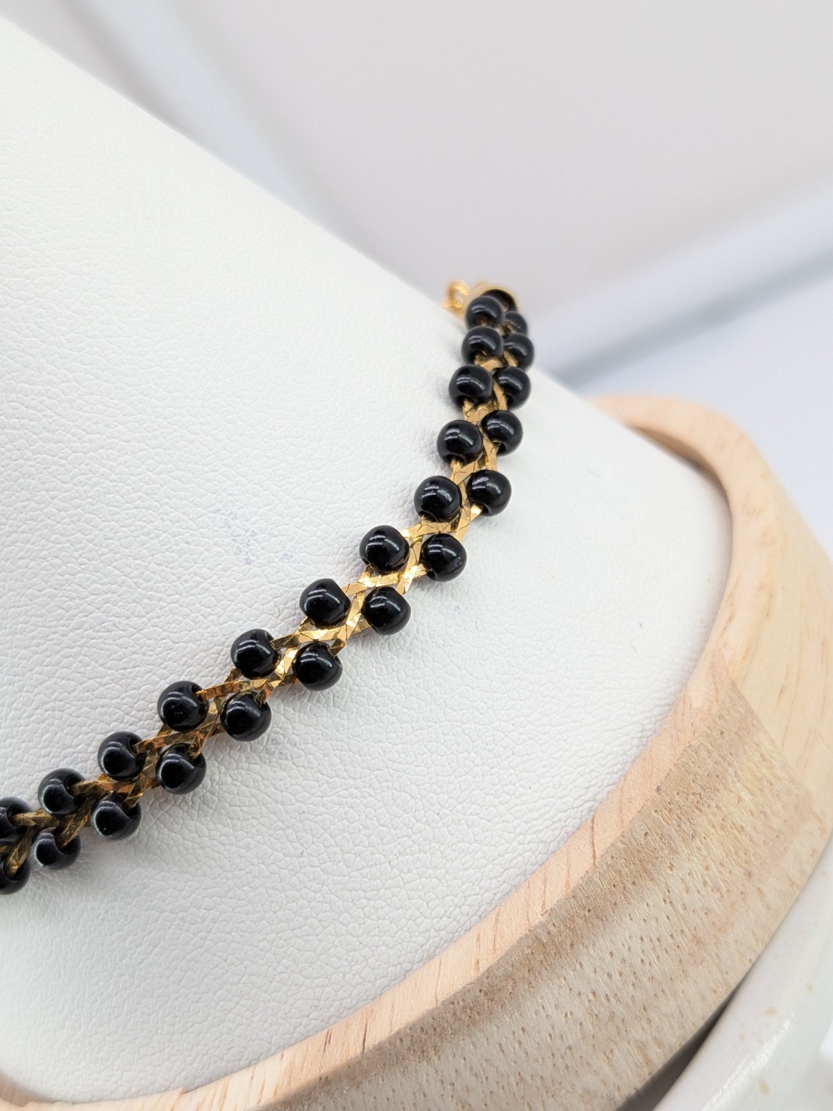 Vintage Trifari TM Bracelet Gold Tone Black Seed Bead Braided Link 7.5in Signed