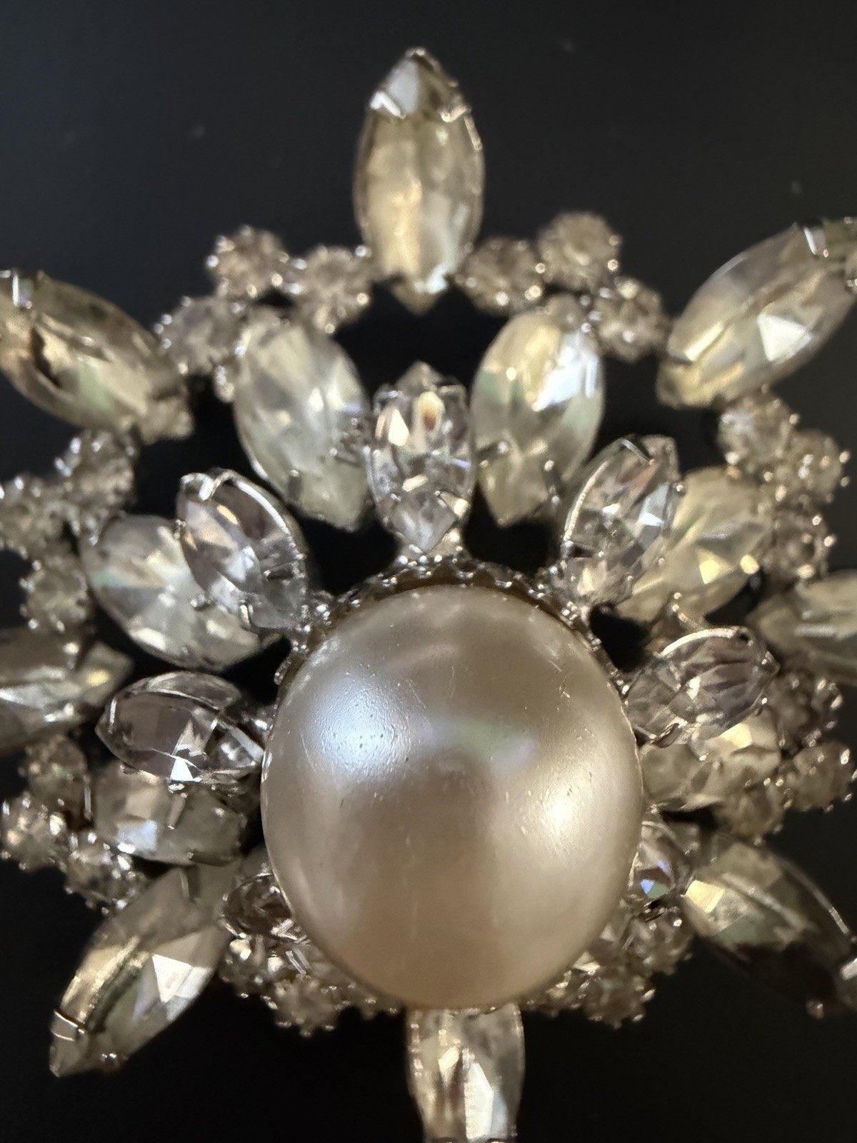 Vintage Starburst White Pearl Clear Rhinestone Silver Tone Pendant