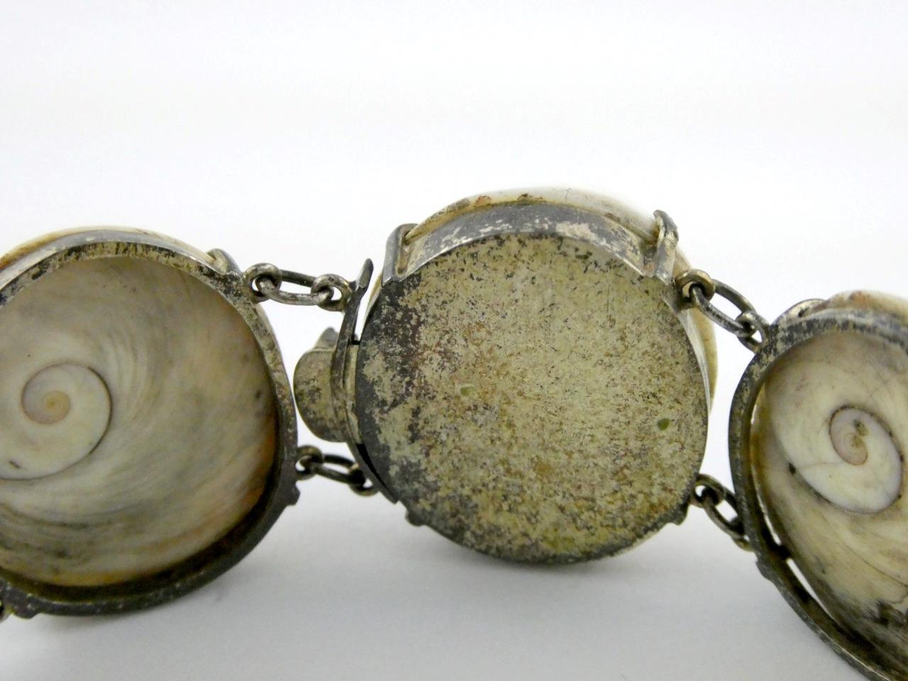 Vintage Operculum Snail Shell Panel Bracelet Unmarked Silver Toned Metal 7.25 In