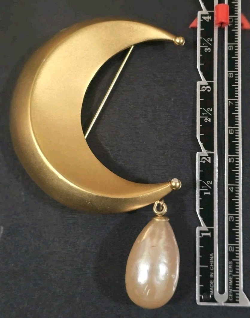KARL LAGERFELD Brooch Pin Crescent Moon Drop Pearl Matte Finish Gold Tone