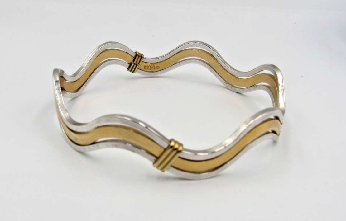Signed Avon 1978 “Fashion Waves” Gold Silver Tone Stack Bangle Bracelets E5