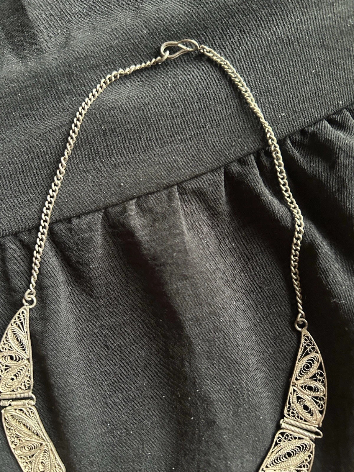 VTG Rare Spun Silver Filigree Artisan Flower Dangle Bib Statement Panel Necklace