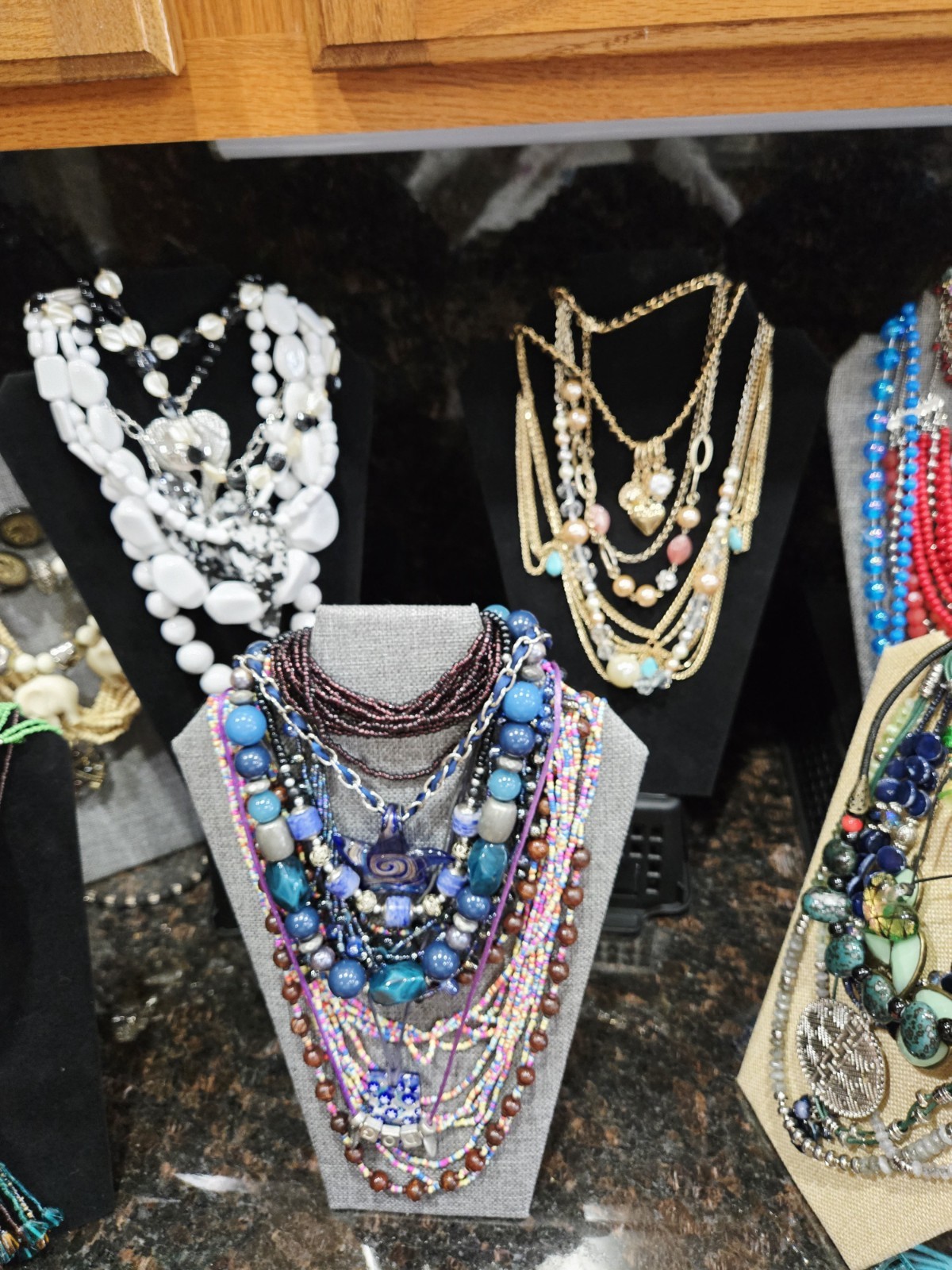 Estate Jewelry Lot 230 pc Signed Unsigned 16 Pounds Vintage to Now Jewelry Lot 4