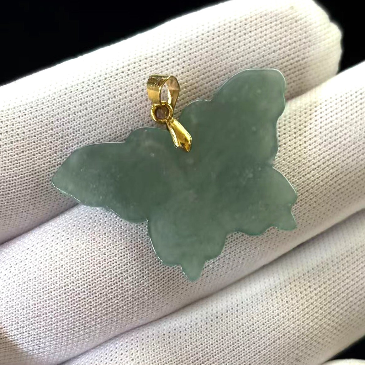 Hi-grade Translucent Natural Green Jade Jadeite Pendant Carved Butterfly,36x24mm